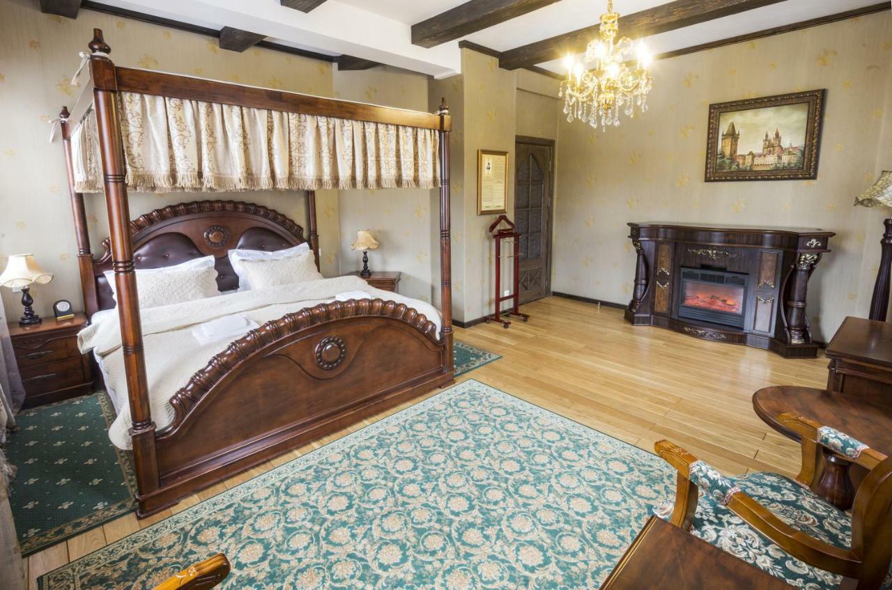 Zamek Luzec Spa & Wellness Resort การ์โลวีวารี ภายนอก รูปภาพ